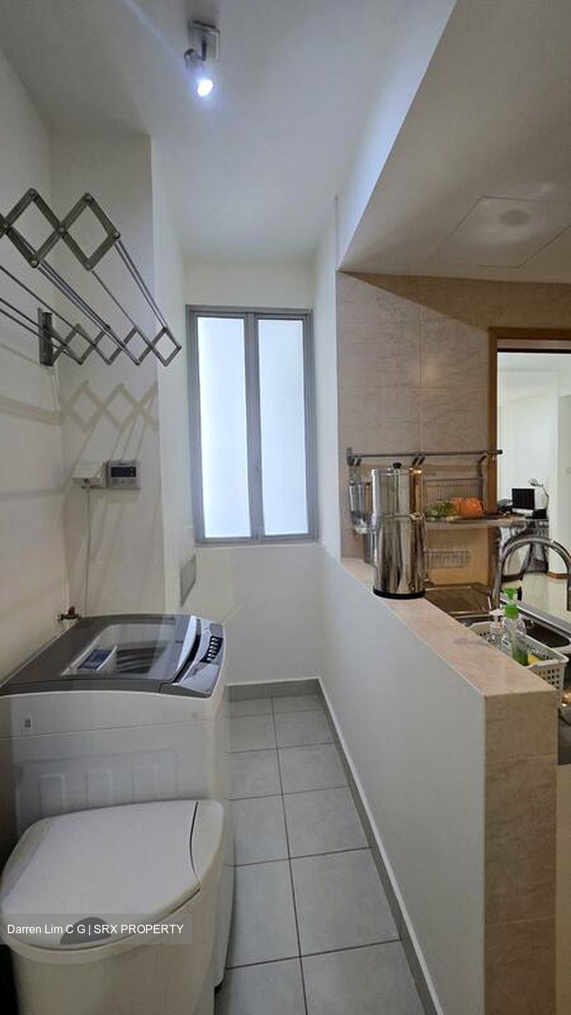 The Lakeshore (D22), Condominium #496274471